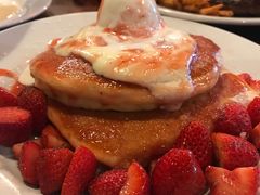 -Pancakes on the rocks(Darling Harbour)