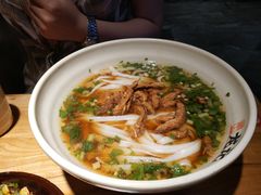 原汤肉丝米粉-湘人龙记老长沙米粉(华普国际大厦店)