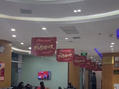 -雅悦齿科(顾村公园店)