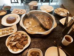 -仁虎老火锅(黄泥磅店)