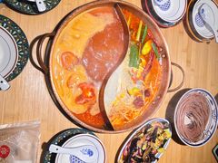 -洱火云南酸菜牛肉火锅(石景山当代商城店)