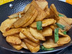 -沙枣树辣子鸡•新疆家常菜(喀什西路店)