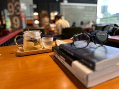 -西西弗书店&矢量咖啡(凯德晶萃广场店)