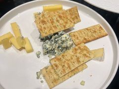 -中央电视塔旋转餐厅