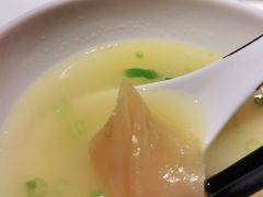 领鲜花胶鸡汤-领鲜天下·焗海鲜·花胶鸡(天目里店)