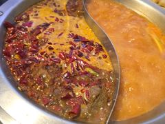 -沸炉重庆老火锅(军事博物馆店)