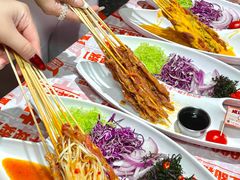 -威记烧嘢·南宁烧烤·超级生牛(绿地店)