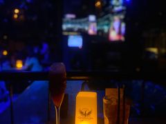 -胡桃里乐队酒馆(鎏嘉码头店)