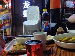 -龙巢盱眙龙虾·牛蛙·烧烤宵夜(八卦岭店)