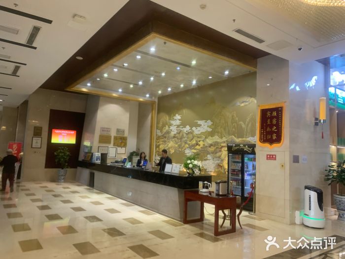 锦龙国际酒店(天津奥体中心华苑地铁站店)图片