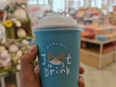 -猫的天空之城概念书店(北戴河蔚蓝海岸店)