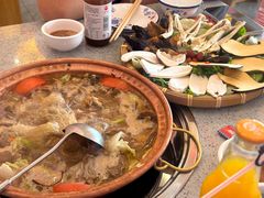 -阿婆情腊排骨火锅(金虹路店)