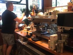 -YOLO COFFEE悠乐咖啡