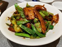 农家小炒肉-鑫小城故事·藕汤·家常菜(台北一路总店)
