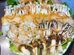 -巴倒烫陆派火锅山庄(南山总店)