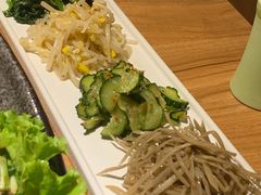 什锦拌菜-炼火烤肉店