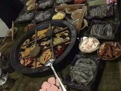 -渝嘴小老弟老火锅(华新村店)