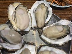 威海首家高压锅竹笼生蚝-蚝堡海鲜·威海菜·海肠捞饭·烧烤·亚洲吃蚝公司(幸福门店)