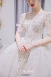 -Lady  Jane高端婚纱礼服馆