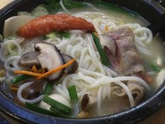 三鲜菇肥牛过桥米线-云味馆过桥米线(皇庭广场店)