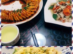 -小厨子私房菜·云南美食店