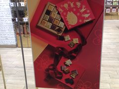 -VENCHI 闻绮(北京国贸商城店)