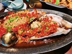 老坛剁椒大鱼头-望湘园·洞庭渔宴(浦江欢乐颂店)