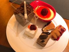 -岷山饭店-芝芝自助餐厅