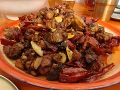 辣子鸡-柴窝堡22号辣子鸡·传承新疆菜