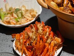 蒜香小龙虾-虾胡闹龙虾馆(湄南河店)