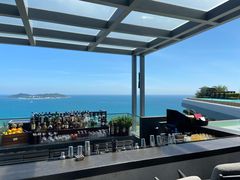 -瑰丽酒店·海吧·天际下午茶·现场DJ·天台酒吧