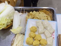 -屯老二农家铁锅炖·行业领军者(梅江店)