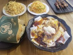 -嘻小北·兰州清汤牛肉面(太平洋森活天地店)