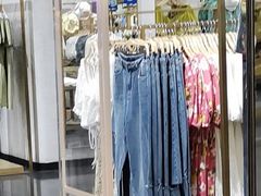 -URBAN REVIVO(济南世茂广场店)