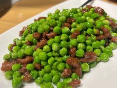 -渝信川菜 · 川味家常菜(财富购物中心店)