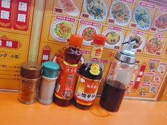-拉面莊夢語＆中华料理八椿