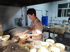 -清真马杰山牛肉汤馆