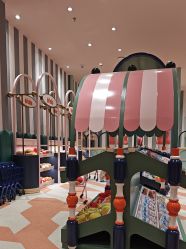 -奈尔宝家庭中心·亲子餐厅(鄞州万达店)