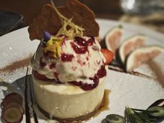 -Mark&Mars Restaurant