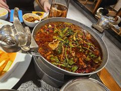 -万重锦·人文川菜馆(骡马市店)