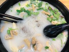 -鸭小妹鸭血粉丝(老门东店)