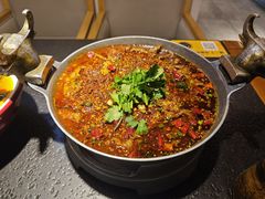 -万重锦·人文川菜馆(骡马市店)