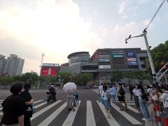 -百盛(莘庄店)
