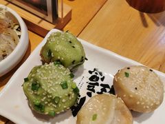 荠菜鲜肉双拼-陈家生煎(世茂双子塔店)