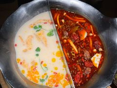 台式麻辣锅-湊湊火锅·茶憩(杭州湖滨银泰in77店)