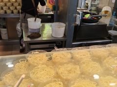 -中东大市场美食城