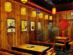 -隐樂門·活牛蛙火锅酒馆