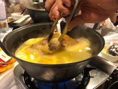 -鲜入围煮花胶鸡海鲜火锅