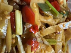 -牛八宝桂林米粉(八里庄店)