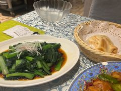 -巴扎美食·新疆菜·西域歌舞表演餐厅(新疆大厦店)
